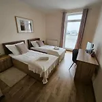 Restauracja & Goscinne Polowczyk Hotel Miaskowo (Sroda Wielkopolska)