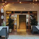 Restauracja & Goscinne Polowczyk Hotel