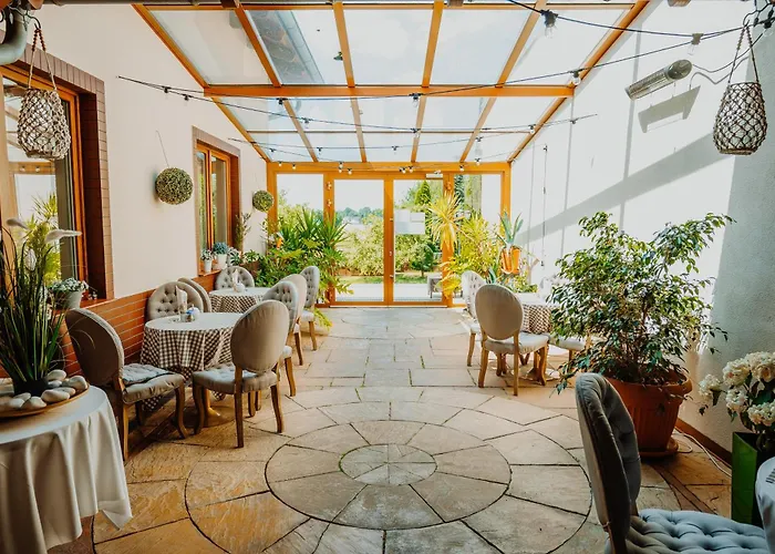 Restauracja & Goscinne Polowczyk Отель