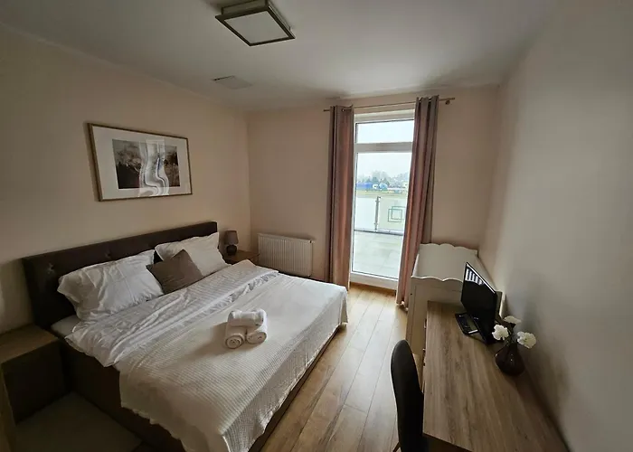 Отель Restauracja & Goscinne Polowczyk *